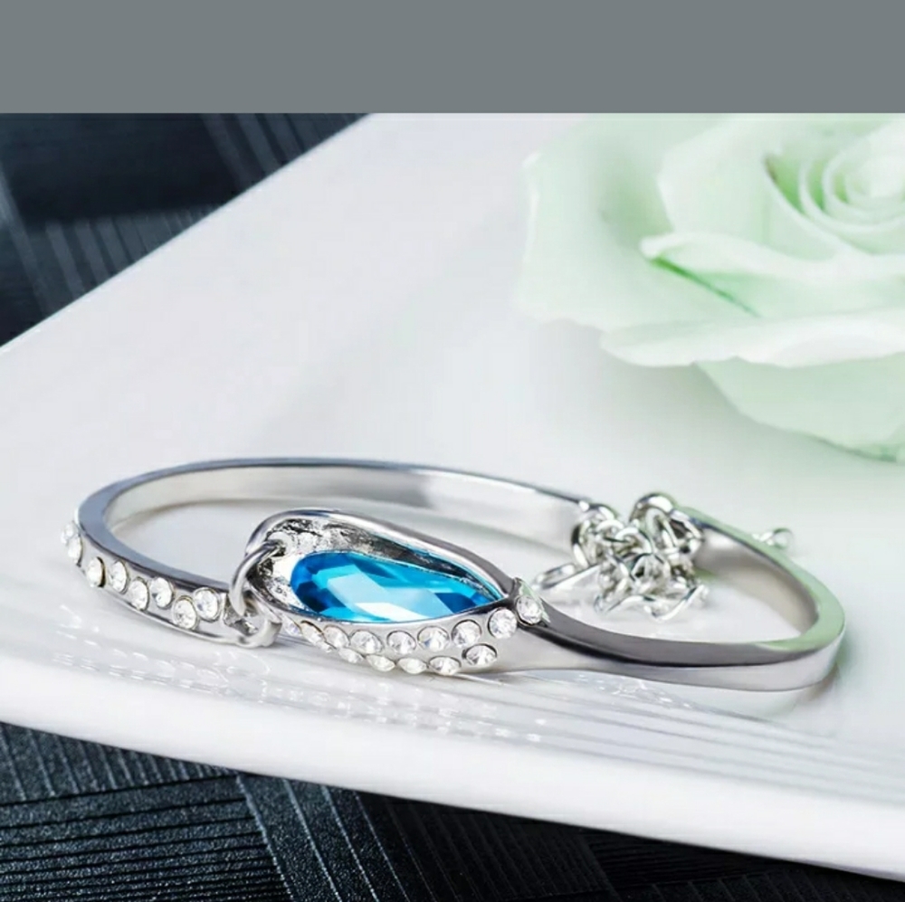 Blue Austria Crystal Water Drop Bangle Bracelet Wh